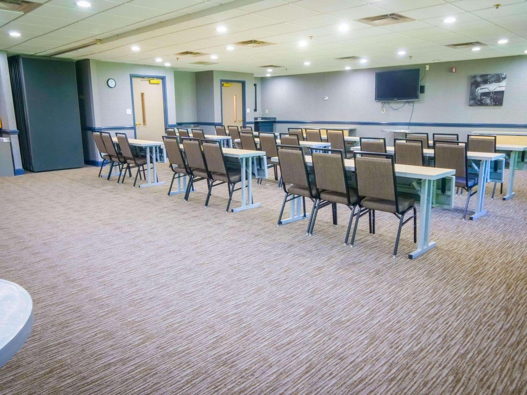 Country Inn & Suites By Radisson, Burlington Elon , Nc Εξωτερικό φωτογραφία